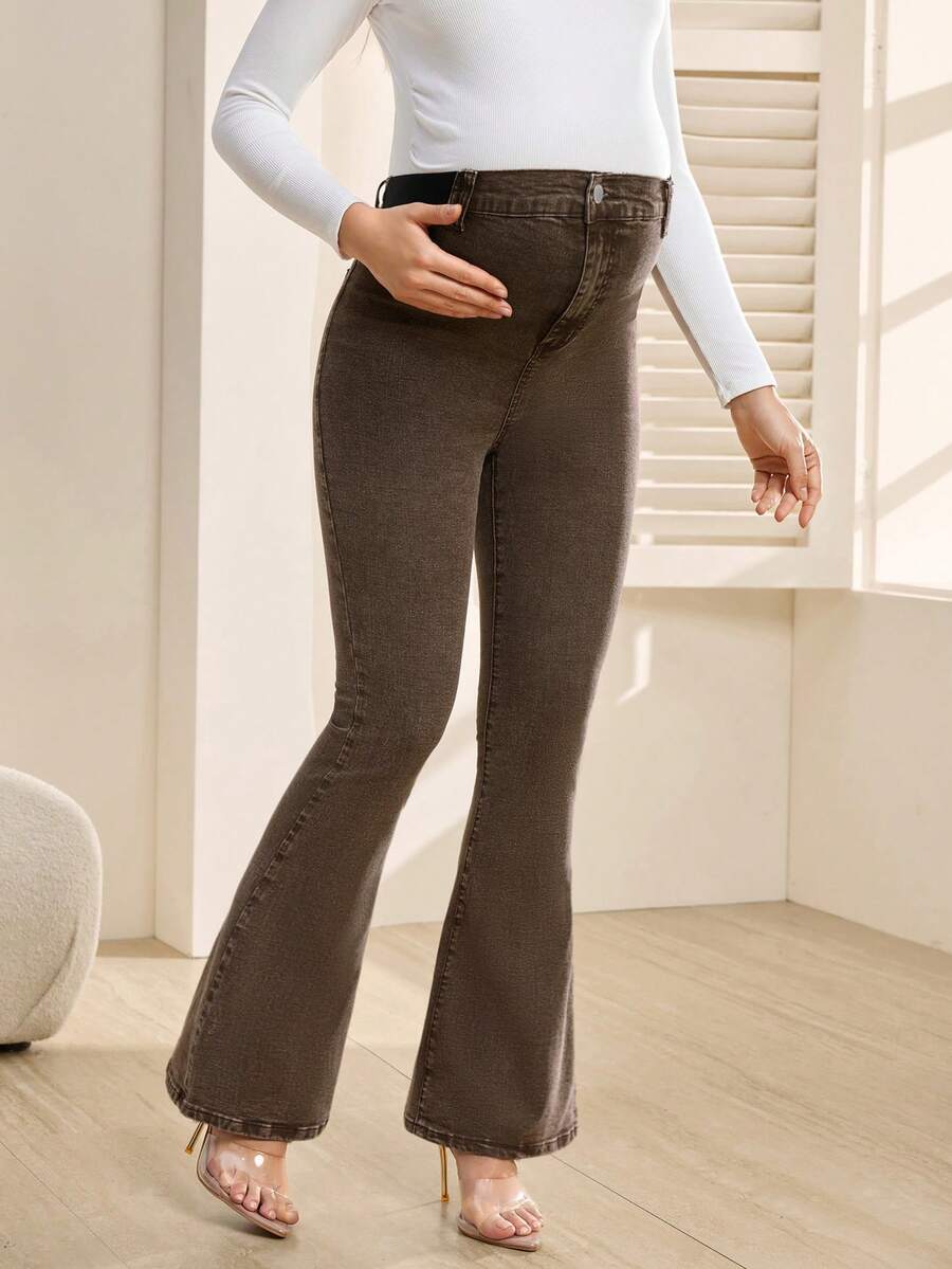 SHEIN Jeans de maternidad casuales con cintura elástica y ajustable con vuelo - Marrón - Ver 1