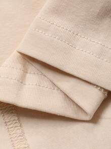 DAZY 幼儿男童宽松圆领T恤，格子袖字母印花，休闲秋季款 - 卡其色 - 查看 13