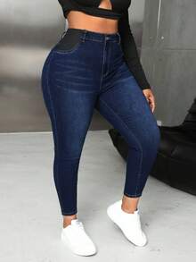 SHEIN PETITE CURVE Jeans ajustados de tela vaquera azul con elastano para mujer de talla grande - Azul lavado oscuro - Ver 2