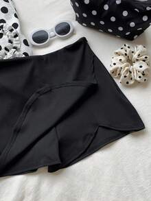 SHEIN EZwear Váy quần nữ mùa hè màu trơn, cạp cao, xẻ tà, kiểu vạt chéo, khóa kéo phía sau. - màu đen - Xem 5