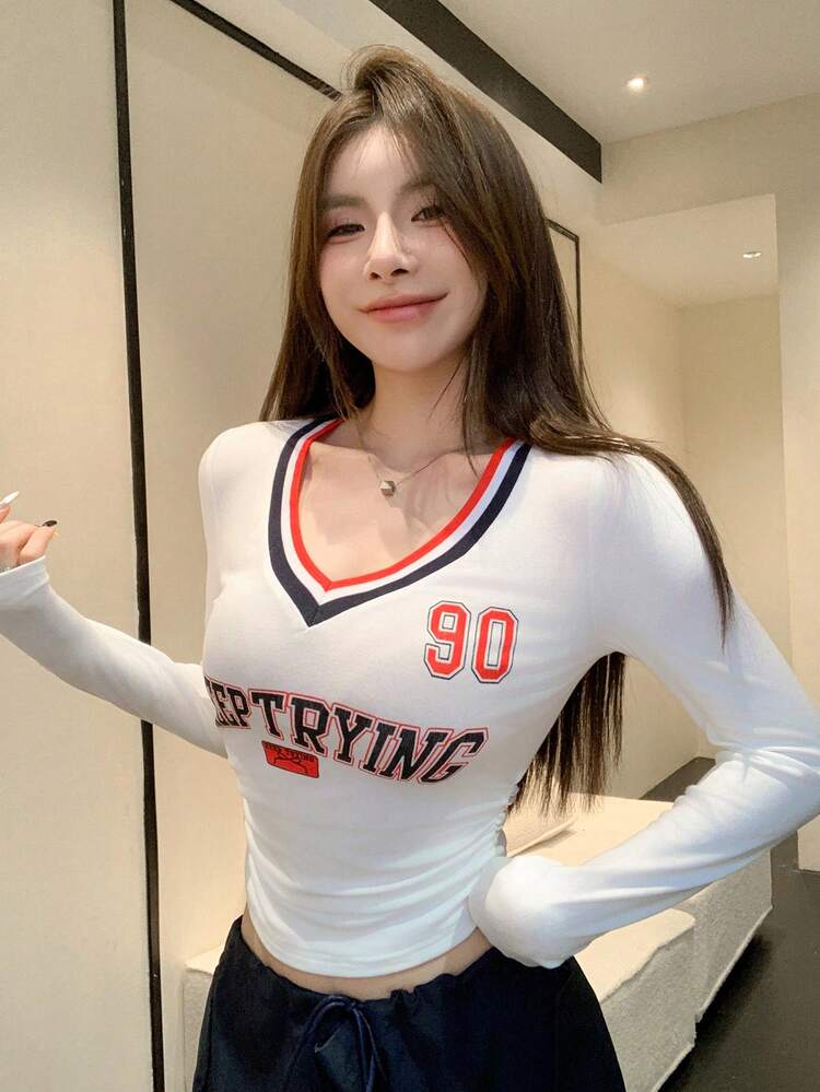 Women's Striped Contrast Color Patchwork Letter Print V-Neck Long Sleeve T-Shirt