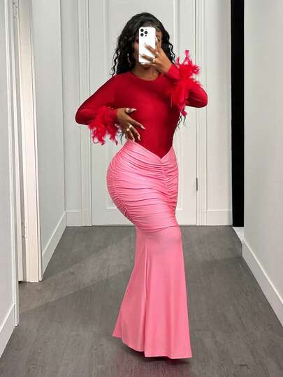 SHEIN BamGlam 2025 Autumn Winter New Sexy Party,Prom Dress;Women's Off Shoulder Long Sleeve Bodycon Dress With Pleated Design,Color Block Pleated Feather Dress,For Party ,Dating, Single Party, Formal Dinner Or Gala Event,Valentines Day,Christmas Dresses For Women,Red Dress