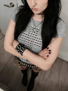 SHEIN 哥特朋克摇滚嘻哈女式短袖T恤，性感显瘦，时尚休闲基础款露脐上衣，Y2K 复古少女装 - 灰色 - 查看 5