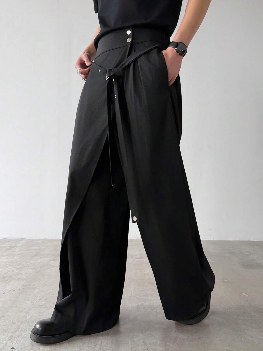 Manfinity Roghcode 男士纯色休闲裤 宽松黑色裤子 男士阔腿裤 超大码裤子 宽松男士阔腿裤 宽松裤 Sumwon Old Money，适合日常休闲、周末旅行、户外活动、探险旅行、轻松的工作环境或半正式场合，也是送给男友/丈夫、周年纪念/生日、派对、圣诞节、新年、婚礼的理想礼物。 - 黑色 - 查看 1