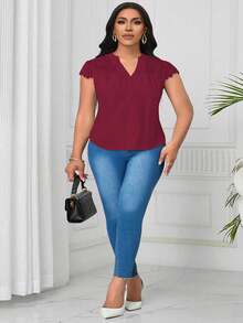 SHEIN Clasi Áo cánh vải họa tiết ren tương phản cổ chữ V cỡ lớn - Màu Đỏ Sâu - Xem 7
