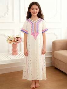 SHEIN 少女睡衣 - 刺绣睡裙，奶油色、粉色、紫色，短袖V领，夏季睡衣，假日必备，轻盈宽松家居服，派对礼物，少女休闲度假日常 - 杏色 - 查看 4