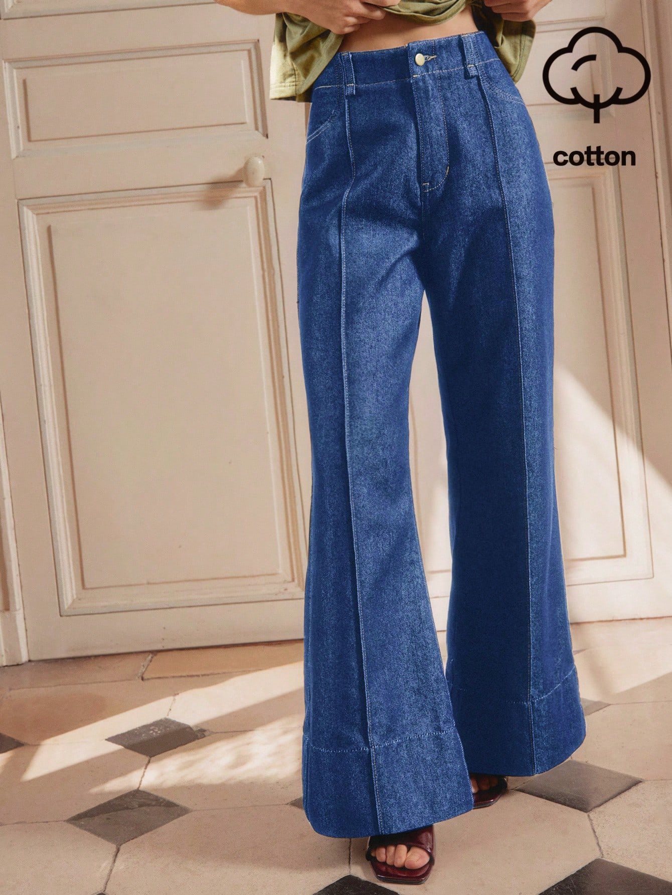 Calça Denim Flare de Algodão Escuro com Detalhe de Costura Frontal para Mulheres, Roupas de Escritório para Mulheres, Looks de Outono