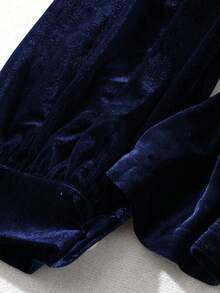 GlowEve CURVE Áo kiểu nữ cỡ lớn màu đen thanh lịch bằng nhung, cổ yếm, chữ V, tay phồng, dài tay, thích hợp cho hẹn hò, dự tiệc, mùa thu/đông. - Màu xanh hải quân - Xem 3