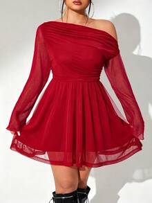 SHEIN ICON 大码纯色不对称领口优雅长袖连衣裙 - 紅色 - 查看 1