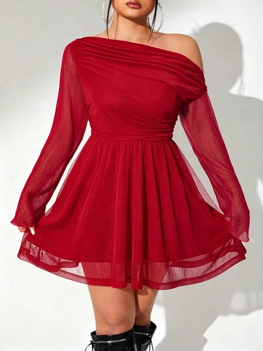 SHEIN ICON 大码纯色不对称领口优雅长袖连衣裙 - 紅色 - 查看 1