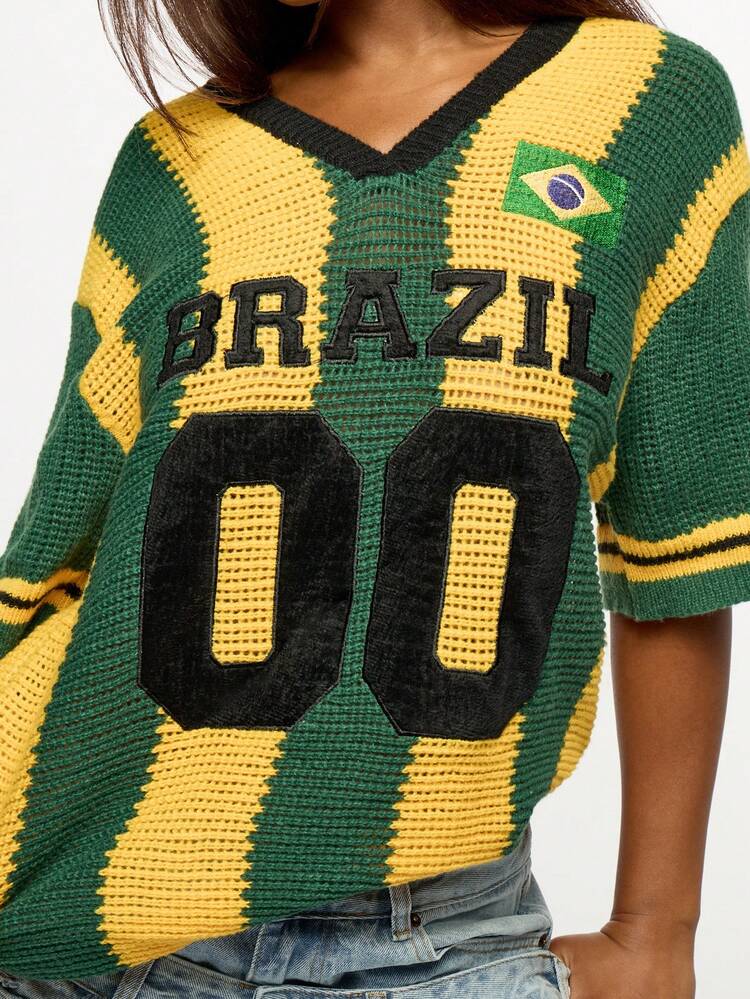 Grobstrick-Pullover mit V-Ausschnitt und Brasilien-Print