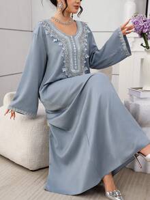 Al Najma Women's Elegant Blue Long Sleeve Floral Lace Collar Arabic Style Dress, Autumn - Blue - View 3