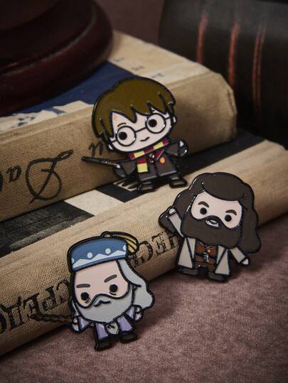 HARRY POTTER X SHEIN Broche de metal con figura de dibujo animado, lindo, adecuado para decoración diaria, pequeño regalo exquisito