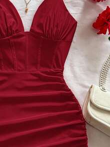 Soleia Women's Red Knitted V-Neck Fishbone Waist Ruched Asymmetric Hem Mini Slip Dress, Vacation - Burgundy - View 4