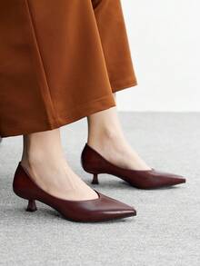 CUCCOO BIZCHIC Sepatu hak rendah klasik sederhana untuk wanita, model pump, cocok untuk bepergian, bekerja, dan pesta. - Chocolate Brown - View 4