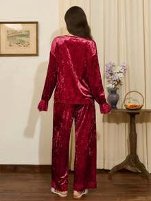 Côtesoire French Elegant Lace Patchwork Velvet Charm Women Pajama Set, Autumn/Winter Lace Pajama Set Lace Pj Set Red Pajama Set Burgundy Pajama Set - Burgundy - View 2