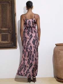 Dancing Leopard Rochie Mariah în culoarea ciocolatii, leopard, ciocolatiu, maxi, leopard, iarnă, ocazie specială, weekend, cină, hotel, oraș, teatru, rafinat, modern, șlefuit, atemporal, versatil, elegant