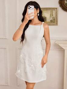 Modelyn 优雅3D立体印花白色短款连衣裙，时尚新款，女士适用 - 白色 - 查看 1