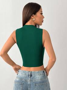 SHEIN PETITE 纯色无袖立领修身休闲短款上衣 - 墨綠色 - 查看 2