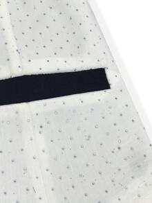 Manfinity AFTRDRK Męska, biznesowa, casualowa, luksusowa kamizelka z kryształkami, szalowy kołnierz, dodaje stylu i zapewnia warstwowy wygląd. Nadaje się do codziennych dojazdów do pracy, na spotkania biznesowe, imprezy i bankiety. Ta kamizelka to niezbędny i wszechstronny element męskiej garderoby, idealny prezent dla chłopaka lub męża. Biało-czarny garnitur, luksusowe ubrania dla mężczyzn. Elegancka męska kamizelka ślubna, męska kamizelka, smoking. - Biały - Zobacz 4