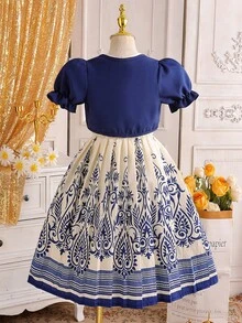 SHEIN 2pcs/Set Tween Girl Puff Sleeve Cardigan & Floral Print Pleated Dress Elegant, Spring/Summer - Blue - View 2