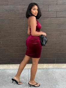 Alexandranx 舞会礼服；春季天鹅绒露肩红色性感迷你紧身连衣裙、茶会礼服、女士夏季连衣裙 - 酒紅色 - 查看 3
