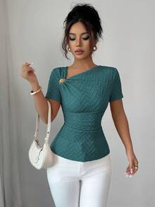 Elenzga 女士优雅不对称领口3D玫瑰金纽扣装饰短袖T恤 - 墨綠色 - 查看 7