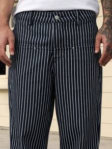 Manfinity Roghcode 男士蓝白竖条纹宽松直筒牛仔裤 - 深色水洗藍 - 查看 4