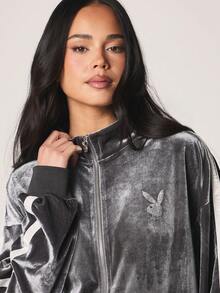 Missguided x Playboy 天鹅绒拉链卫衣，侧边饰有条纹和水钻logo，适合休闲冬季穿着 - 灰色 - 查看 3