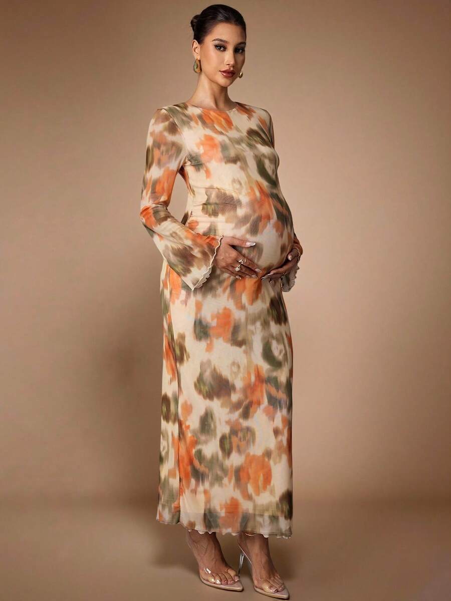 MaterniChic 扎染印花孕妇连衣裙，圆领喇叭袖 - 彩色 - 查看 1