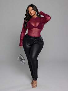 NU&NOW 大码纯色极简透视性感上衣 - 酒紅色 - 查看 3