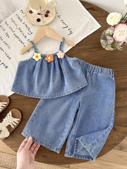 LMoss Kids 两件套女婴牛仔背带裤套装，饰有3D立体花卉图案，宽松版型，包括连体背带裤和长裤。