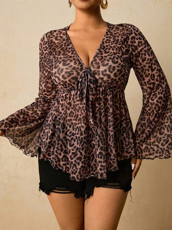 Travachic Plus Size Women Leopard Print Flare Sleeve Top