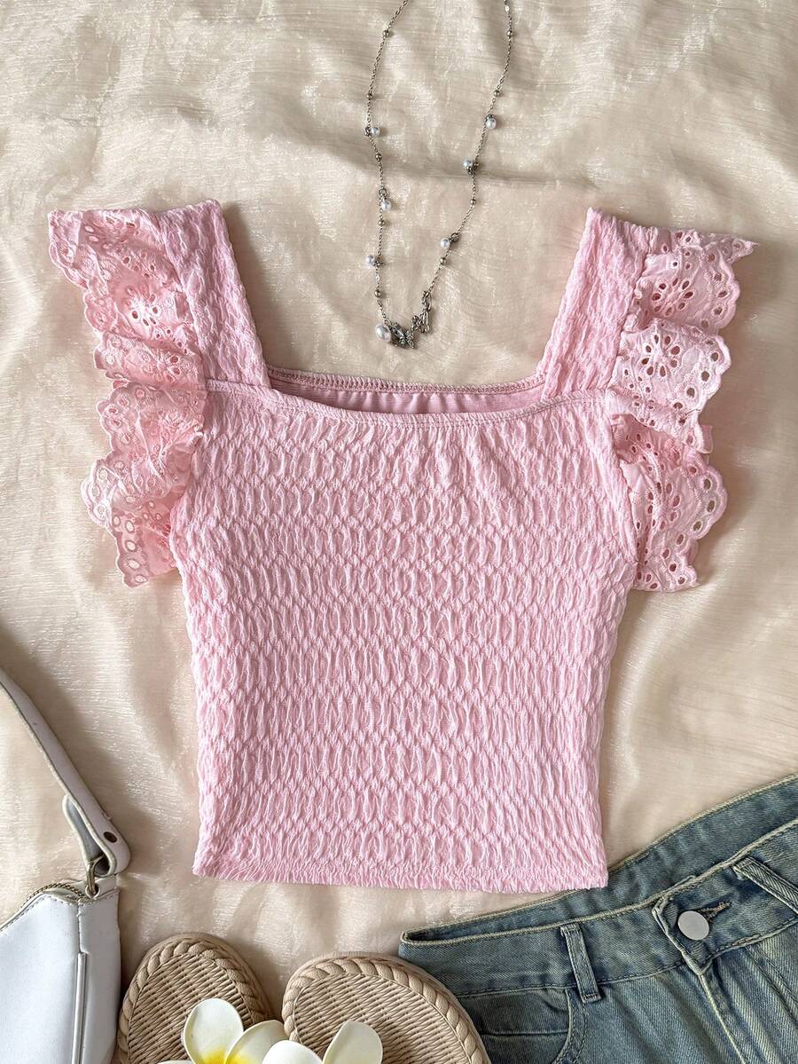 SHEIN Camiseta de punto ajustada con cuello cuadrado, textura, parches, bordados y encaje para niñas preadolescentes en vacaciones - Rosa - Ver 1