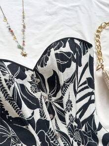 Soleia Plus Size Corset Top, Painting Style Vintage Bustier, Sexy Bodice, Formal Waist Trainer, Black & White Floral Silhouette Shapewear, Suitable For Night-Out, Wedding Guest, Fall , Carnival. Summer, Vacations Women, Holidays For Women, Beach For Women. - Black and White - View 6