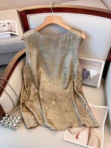 GlowEve CURVE Cămăși de vară fără mâneci, cu noduri răsucite, în culori metalice, mărimi mari - Aur - Vizualizare 2