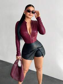 SHEIN SXY Áo liền thân dài tay nữ họa tiết giả da cá sấu, khóa kéo phía trước. - Màu Đỏ Sâu - Xem 5