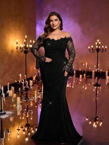 Glamrae Plus Size Elegant Red Off-Shoulder Floral Decor Long Sleeve Sheer Lace Patchwork Ruched Waist Mermaid Hem Formal Gown(Heavily Embellished Design) - Black - View 1