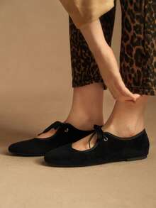 Rosivie Women's Casual Versatile Commuting Simple Lace-Up Flats - Black - View 9