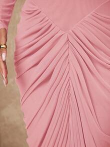 Lumalex Đầm dài tay ôm sát cơ thể, tay dài, chất liệu lưới mềm mại, bồng bềnh, có bèo nhún, trang trí kim loại bất đối xứng, dành cho nữ. - Màu Hồng baby - Xem 4