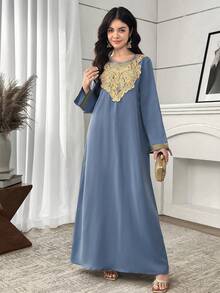 SHEIN 优雅纯色金色花卉贴花长袍，适合少女穿着，款式端庄，适合春夏穿着，可作长袍、休闲长袖睡袍或日常穿着。 - 藍色 - 查看 6