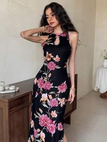 EastFlair Women's Floral Print Button Design Elegant Fitted Mid-Length Dress - Black - View 3