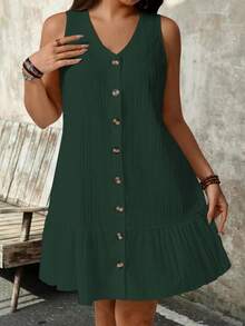 SHEIN PETITE Plus Size Sleeveless V-Neck Textured Fabric Dress - Dark Green - View 6