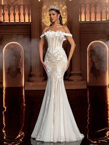 Glamrae Elegant Vintage French Lace Off-Shoulder Mermaid Silhouette Dress, 3D Floral Embroidery Decor Mermaid Hem Women's Wedding Gown, Formal Dress, Valentine's Day - White - View 6