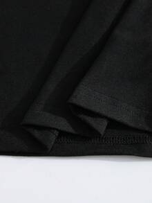 6-7 Years Old Girls Casual Fashionable 67 Slogan & Star Print Black Short Sleeve T-Shirt And Flare Pants Set, Cute Black 67 Heart And Star Pattern, Comfortable And Versatile Crew Neck Sportswear For Kids, Suitable For Daily Wear In All Seasons Girls Lounge Set Teen Girl Matching Set 6y Girl Sets Flare Pants Set Kids - Black - View 5