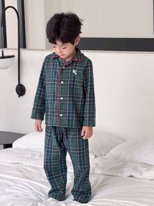 SHEIN Little Byeori 两件套儿童男童休闲格子领撞色抽绳开衫长袖上衣和直筒宽松裤睡衣套装 - 彩色 - 查看 3