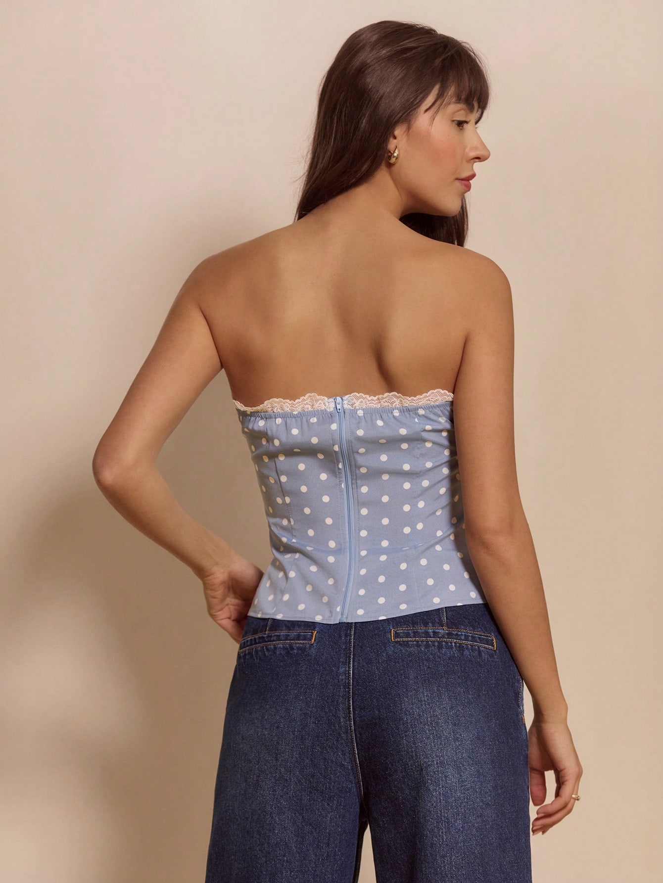 Top bustier sans bretelles en satin bleu imprimé de pois avec bordure en dentelle, style vintage mignon pour fête