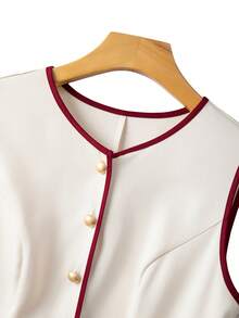 GlowEve Women's Elegant Round Neck Contrast Color Pocket Button Decor Vest