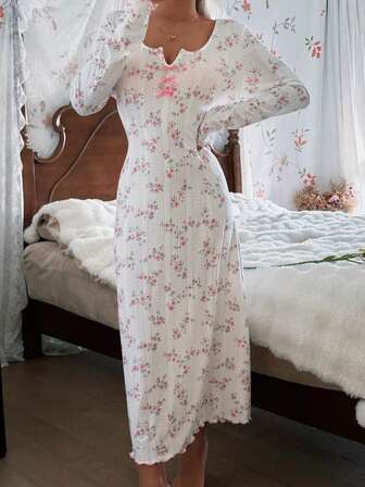 CottageSlumber Romantisches Damen-Nachthemd mit floraler Patchwork-Schleife