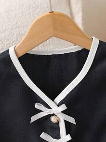 SHEIN Bộ trang phục mùa hè thanh lịch dành cho bé gái: Áo cardigan không tay thắt nơ và chân váy xếp ly. - Màu xanh lam - Xem 5